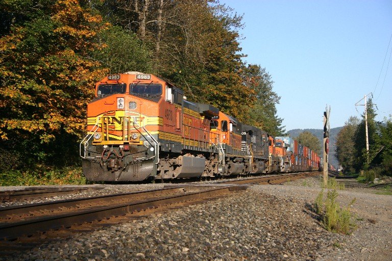 bnsf_4983b.JPG