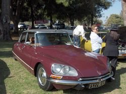 250px-1974_Citroen_DS23_Pallas.jpg