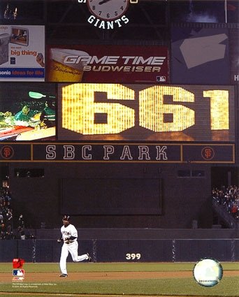 911635~Barry-Bonds-661-Home-Run-rounding-bases-Photofile-Posters.jpg