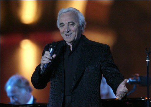 Charles-Aznavour-en-concert-le-30-septembre-2006.jpg