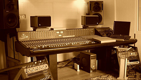 Fallonemusic_studio_01_in.jpg