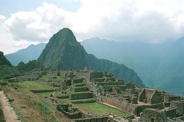 MachuPicchu01.jpg