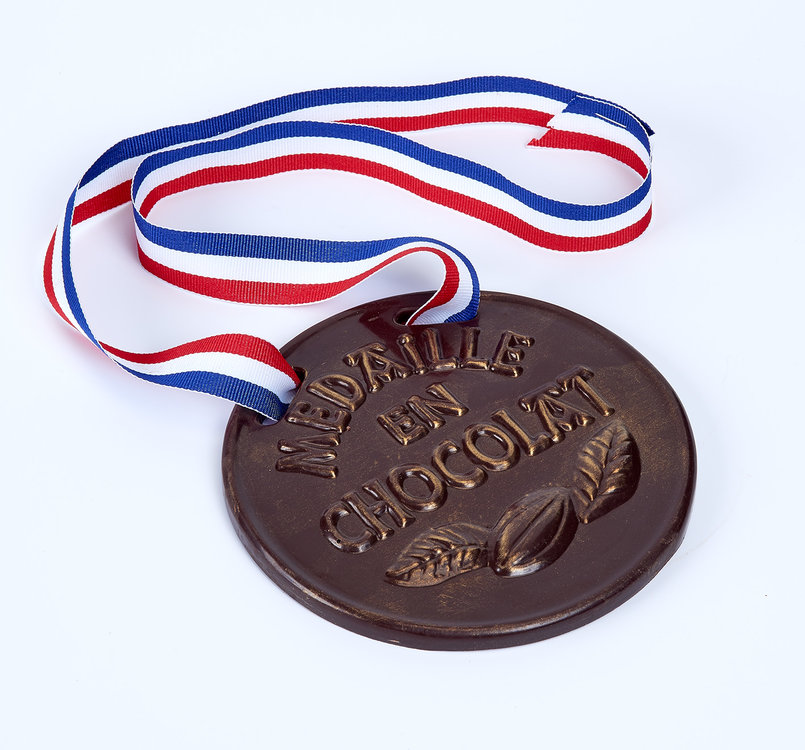 Medaille-ruban-1.jpg