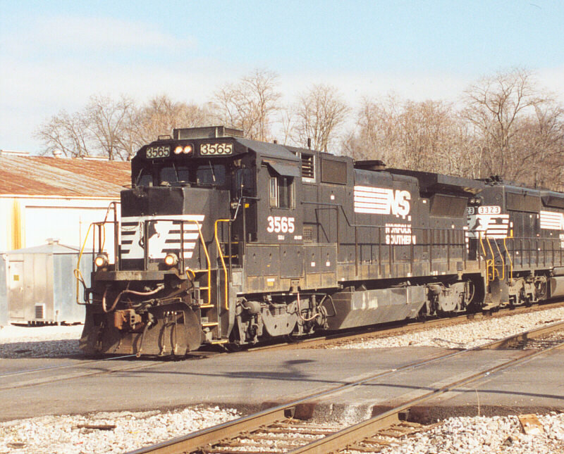 NS3565RC2002.jpg