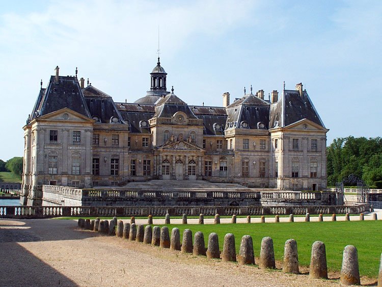 chateau-vaux-le-vicomte-1.jpg