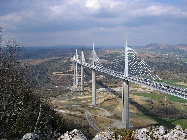 millau1.jpg