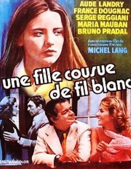 une_fille_cousue_de_fil_blanc01.jpg